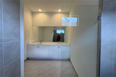 Casa en alquiler en Ave Maria, Florida, 3 dormitorios, 188.41 m2 № 2076938 - foto 10