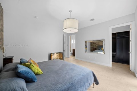 Touwnhouse à vendre à North Miami Beach, Floride: 3 chambres, 209.22 m2 № 1928651 - photo 25