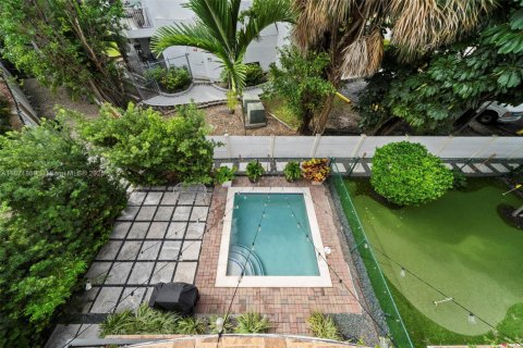 Touwnhouse à vendre à North Miami Beach, Floride: 3 chambres, 209.22 m2 № 1928651 - photo 28