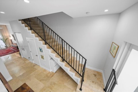 Touwnhouse à vendre à North Miami Beach, Floride: 3 chambres, 209.22 m2 № 1928651 - photo 21