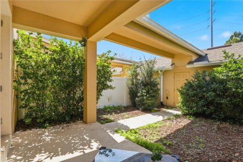 Townhouse in Winter Garden, Florida 4 bedrooms, 188.96 sq.m. № 2096840 - photo 11