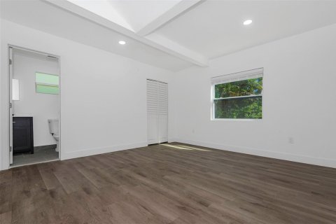 Commercial property in Dania Beach, Florida 451.51 sq.m. № 2082588 - photo 24