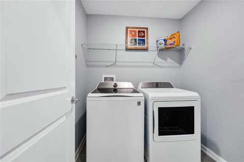Купить виллу или дом в Гроувленд, Флорида 11 комнат, 173.82м2, № 2227922 - фото 25