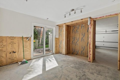 House in Sarasota, Florida 4 bedrooms, 374.77 sq.m. № 2099213 - photo 11
