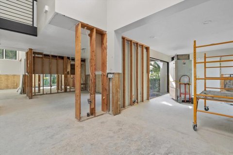 House in Sarasota, Florida 4 bedrooms, 374.77 sq.m. № 2099213 - photo 4