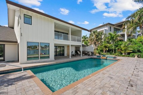 House in Sarasota, Florida 4 bedrooms, 374.77 sq.m. № 2099213 - photo 25