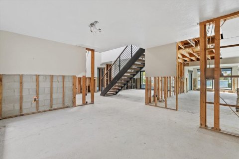 House in Sarasota, Florida 4 bedrooms, 374.77 sq.m. № 2099213 - photo 6