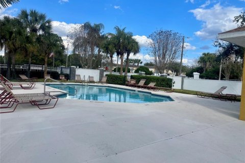 Townhouse in Wesley Chapel, Florida 2 bedrooms, 110 sq.m. № 2225077 - photo 12