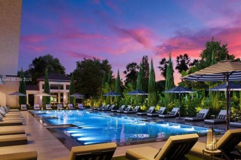 Снять в аренду квартиру в Норт-Майами-Бич, Флорида 2 спальни, 95.32м2, № 1846271 - фото 1