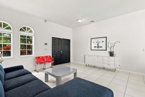 Villa ou maison à vendre à Coconut Creek, Floride: 3 chambres, 167.22 m2 № 2431413 - photo 4