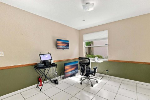 Villa ou maison à vendre à Coconut Creek, Floride: 3 chambres, 167.22 m2 № 2431413 - photo 23