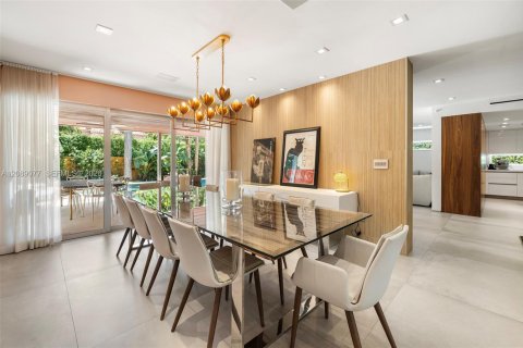 Villa ou maison à vendre à Miami Beach, Floride: 5 chambres, 337.05 m2 № 2365659 - photo 23