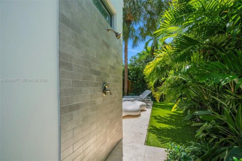 Villa ou maison à vendre à Miami Beach, Floride: 5 chambres, 337.05 m2 № 2365659 - photo 20