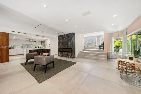 Villa ou maison à vendre à Miami Beach, Floride: 5 chambres, 337.05 m2 № 2365659 - photo 7