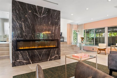 Villa ou maison à vendre à Miami Beach, Floride: 5 chambres, 337.05 m2 № 2365659 - photo 8