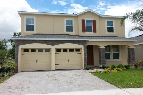 Villa ou maison à Orlando, Floride 4 chambres, 215.9 m2 № 2398892