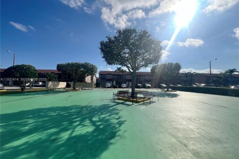 Adosado en alquiler en Miami, Florida, 3 dormitorios, 91.69 m2 № 1990105 - foto 22