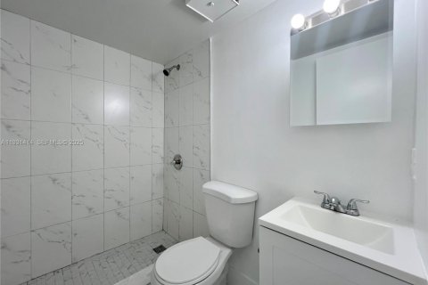 Adosado en alquiler en Miami, Florida, 3 dormitorios, 91.69 m2 № 1990105 - foto 14
