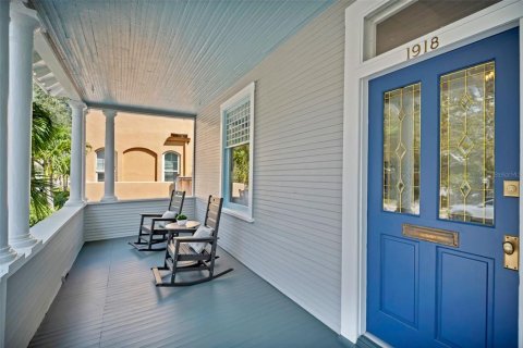 Villa ou maison à vendre à Tampa, Floride: 2 chambres, 144.37 m2 № 2431086 - photo 17