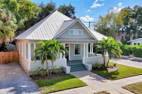 Villa ou maison à Tampa, Floride 2 chambres, 144.37 m2 № 2431086