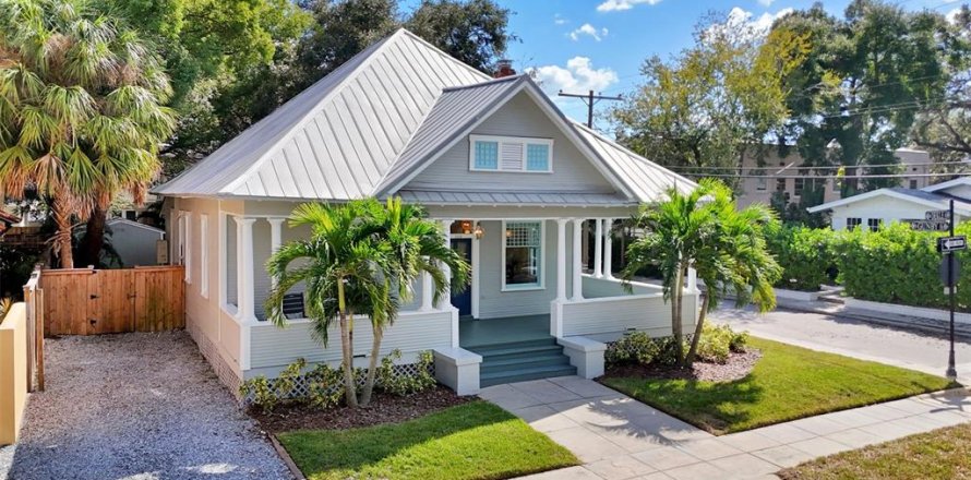Villa ou maison à Tampa, Floride 2 chambres, 144.37 m2 № 2431086
