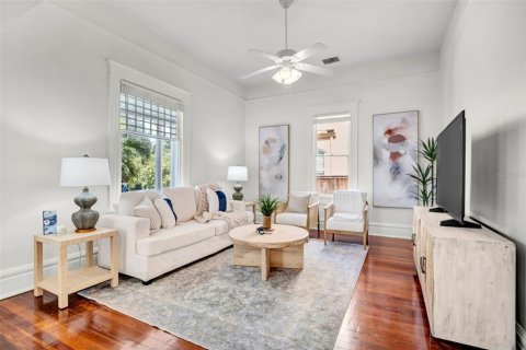 Villa ou maison à vendre à Tampa, Floride: 2 chambres, 144.37 m2 № 2431086 - photo 21