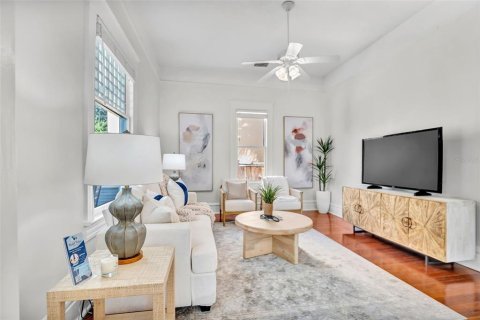 Villa ou maison à vendre à Tampa, Floride: 2 chambres, 144.37 m2 № 2431086 - photo 22