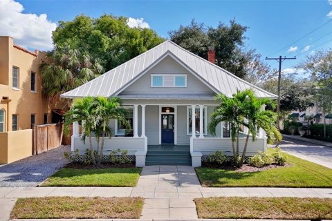 Villa ou maison à vendre à Tampa, Floride: 2 chambres, 144.37 m2 № 2431086 - photo 14
