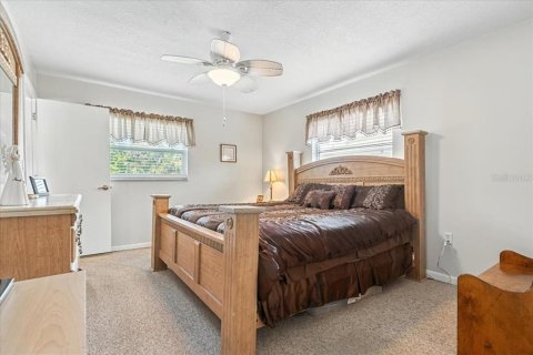 House in Port Charlotte, Florida 2 bedrooms, 129.69 sq.m. № 1836912 - photo 24