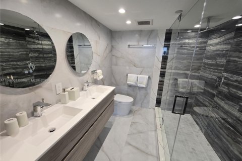 Copropriété à louer à Miami, Floride: 2 chambres, 152.17 m2 № 2053884 - photo 28