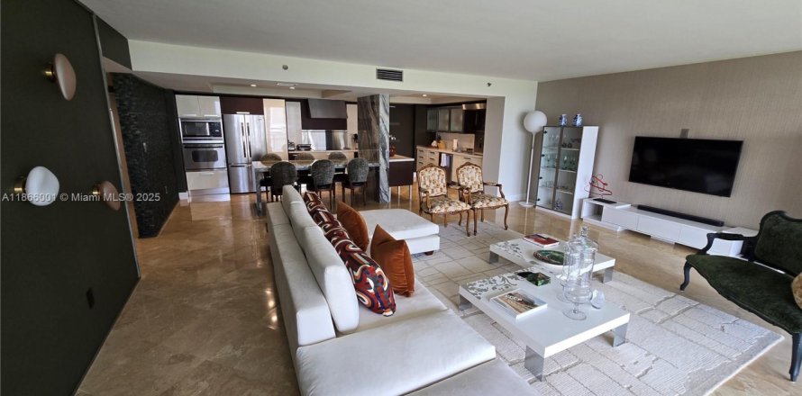 Condo à Miami, Floride, 2 chambres  № 2053884