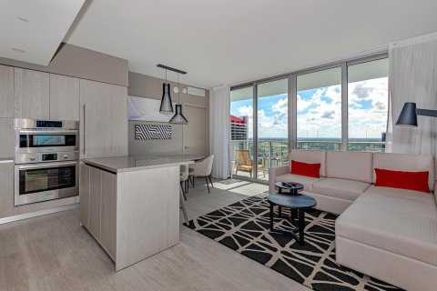 Condo in Hollywood, Florida, 3 bedrooms № 2370110 - photo 4
