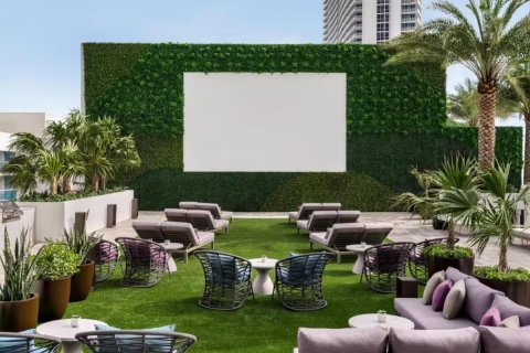 Condo in Hollywood, Florida, 3 bedrooms № 2370110 - photo 19
