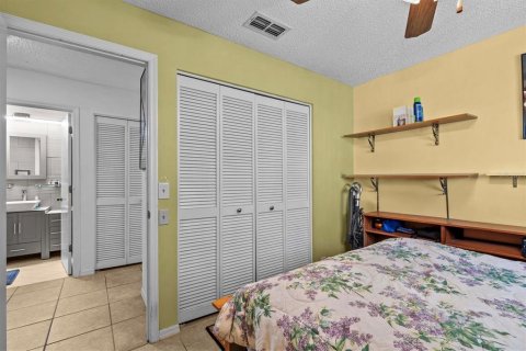 House in Holiday, Florida 3 bedrooms, 140.93 sq.m. № 1608507 - photo 27