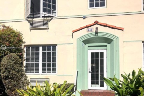 Condominio en alquiler en Miami Beach, Florida, 1 dormitorio, 42.64 m2 № 1887844 - foto 5