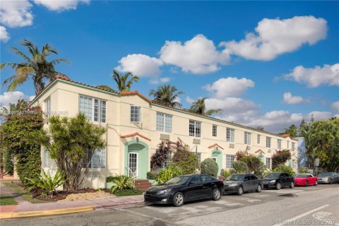 Condominio en alquiler en Miami Beach, Florida, 1 dormitorio, 42.64 m2 № 1887844 - foto 6