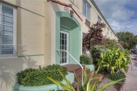 Condominio en alquiler en Miami Beach, Florida, 1 dormitorio, 42.64 m2 № 1887844 - foto 4