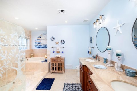 Villa ou maison à vendre à Tavernier, Floride: 4 chambres, 233 m2 № 1955779 - photo 26