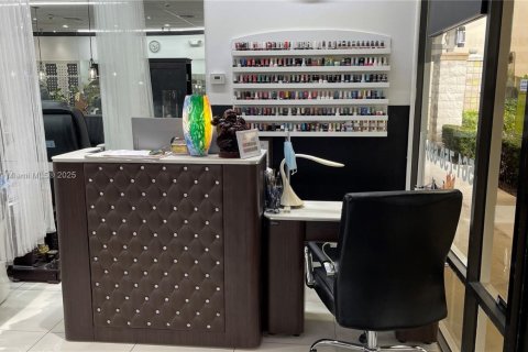 Купить коммерческую недвижимость в Бока-Ратон, Флорида № 1946964 - фото 2