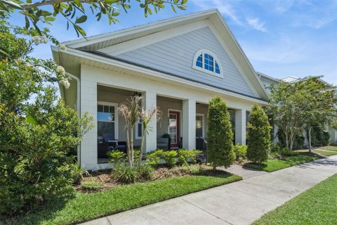 House in Orlando, Florida 4 bedrooms, 300.26 sq.m. № 2150673 - photo 2