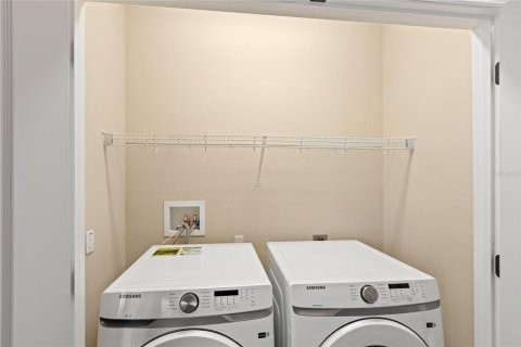 Купить таунхаус в Селебрейшн, Флорида 6 комнат, 153.75м2, № 1640854 - фото 21