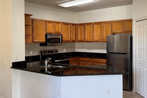 Touwnhouse à louer à Orlando, Floride: 4 chambres, 173.54 m2 № 2101716 - photo 8
