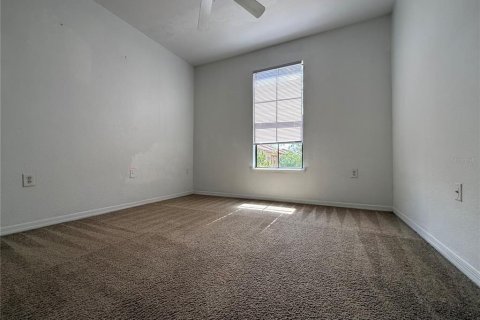 Touwnhouse à louer à Orlando, Floride: 4 chambres, 173.54 m2 № 2101716 - photo 15