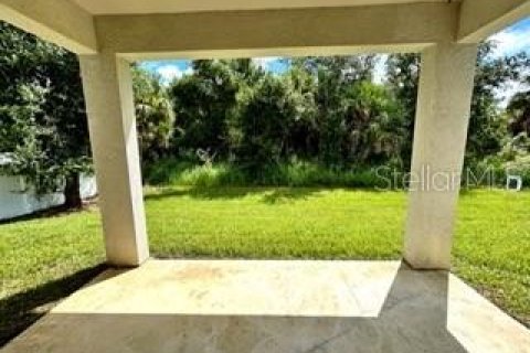 House in North Port, Florida 3 bedrooms, 156.08 sq.m. № 1901920 - photo 21
