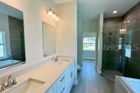 House in North Port, Florida 3 bedrooms, 156.08 sq.m. № 1901920 - photo 14
