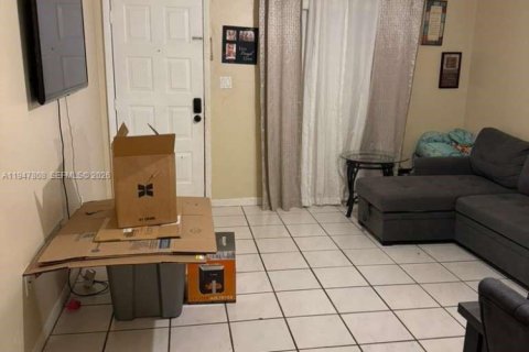 Снять в аренду кондоминиум в Тамарак, Флорида 1 спальня, 51.1м2, № 2003899 - фото 15