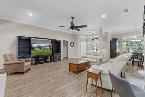 Casa en venta en Gainesville, Florida, 4 dormitorios, 215.63 m2 № 1894774 - foto 22