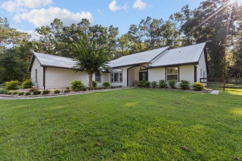 Casa en venta en Gainesville, Florida, 4 dormitorios, 215.63 m2 № 1894774 - foto 1