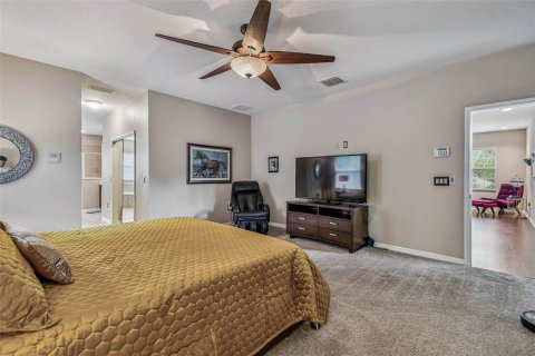 House in DeLand, Florida 4 bedrooms, 267.56 sq.m. № 1776974 - photo 22