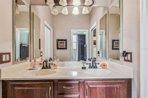 Casa en venta en DeLand, Florida, 4 dormitorios, 267.56 m2 № 1776974 - foto 19